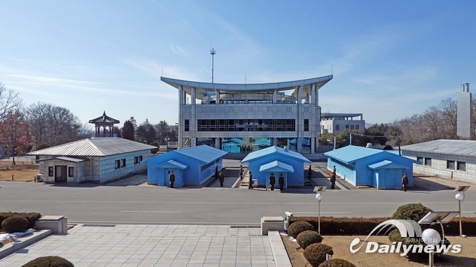 DMZ가 세계유산이 되면 판문점까지를 포괄해서 세계 평화의 상징이 될 수 있을 것이다.(출처:pixabay)