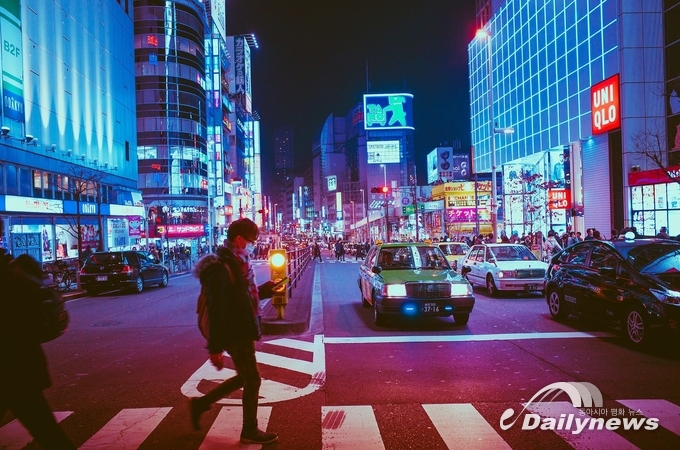 일본 경제는 어디로 가고 있을까. 정말로 야나이 회장이 말한 것처럼 ‘대개혁’이 없다면 일본은 개발도상국으로 전락하고 말 것인가? 사진=데일리뉴스 DB