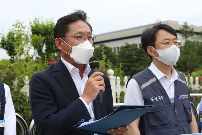 ▲ 배진교 대표는 '비금융회사인 빅테크 업체들, 기존 은행·카드사와 동일 업무 수행해도 기존 금융기관 규제 하나도 받지 않게 된다'고 지적했다.