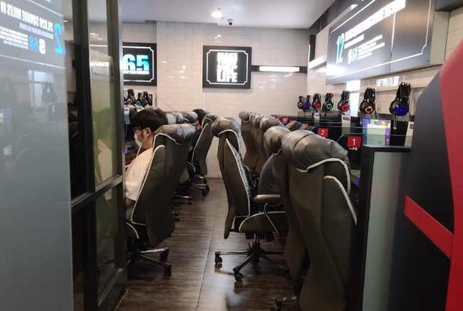▲ 청소년의 심야 게임을 금지하는 셧다운제가 10년 만에 폐지되고 자율적 방식의 `게임시간 선택제`로 전환된다