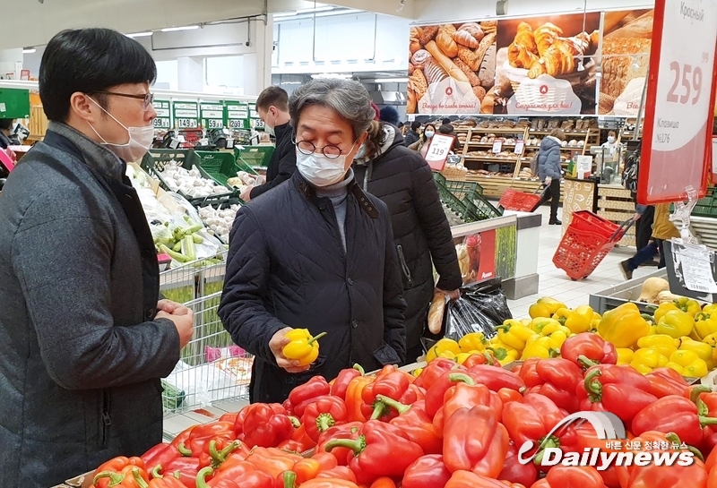 ▲ 러시아 아샨(Auchan) 유통매장 파프리카 현장점검
