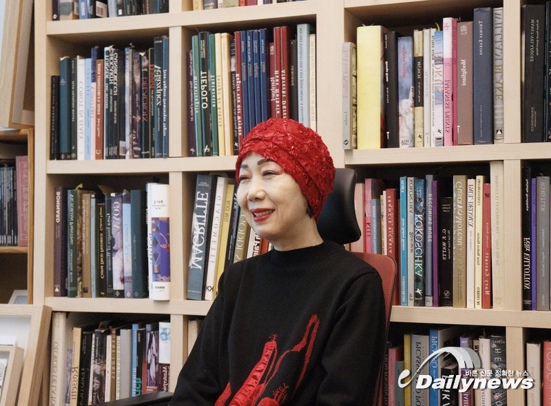 ▲ 한국시각예술저작권연합회 초대 회장, 사비나미술관 이명옥 관장(사진=데일리뉴스 DB)