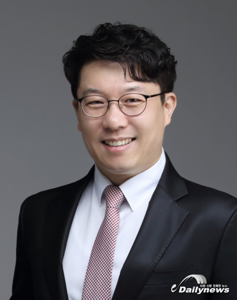 ▲ 법무법인 센트로 대표변호사 김정우