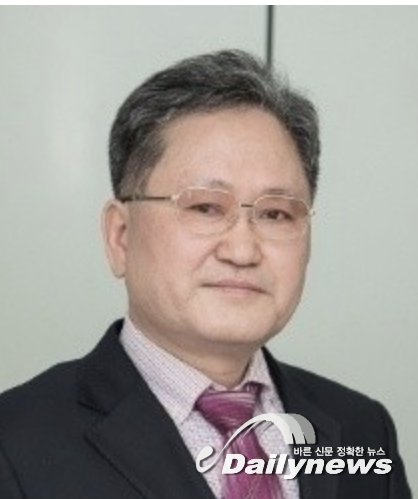 ▲ 컴퓨터시스템응용 기술사 & 소프트웨어 공학박사 김태달 