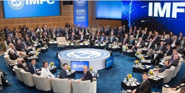 19일 IMF의 ‘한국 연례 협의 보고서’를 보면,  “고령화가 한국의 공공 부채(public debt)에 미치는 영향이 크다”며 “2075년 국내총생산(GDP) 대비 공공 부채 비율이 200%가 될 것”이라고 지적했다.(사진=IMF이사회 제공)