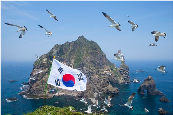 국방부 정신전력 교재 ‘독도’ 누락... 정치적 중립 위반