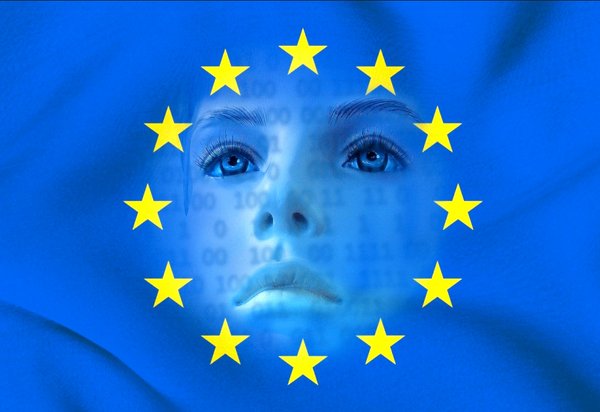  EU 집행위원회(EC), 유럽의회, 27개 EU 회원국 대표들이 37시간에 걸친 마라톤 회의 끝에 'AI 법'으로 알려진 이 규제 법안에 합의하였다.