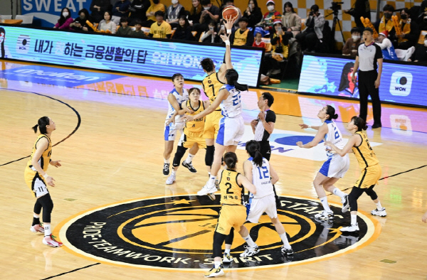 여자농구 정규리그  13일 일정 재개