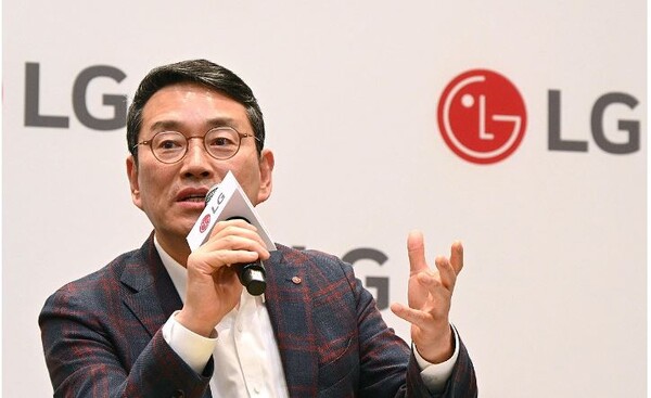조주완 LG전자 CEO가 지난 1월10일(현지시간) 미국 라스베이거스 CES2024에서 사업 전략을 소개하고 있다. 사진=LG전자