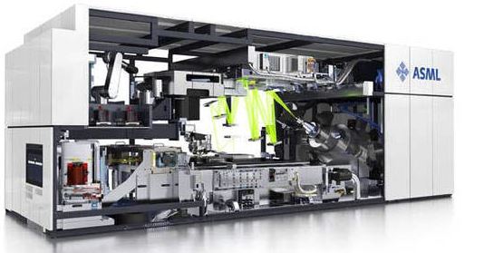 ASML을 글로벌 반도체업계의 슈퍼을로 만든 EUV노광기. 사진=ASML