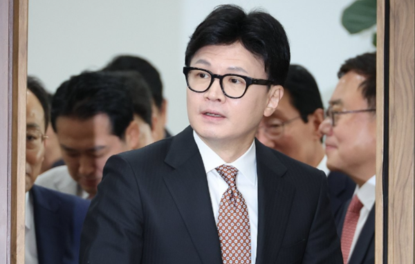 국민의힘 한동훈 대표가 4일 오전 서울 여의도 국회에서 열린 최고위원회의에 참석하고 있다. 사진=연합뉴스