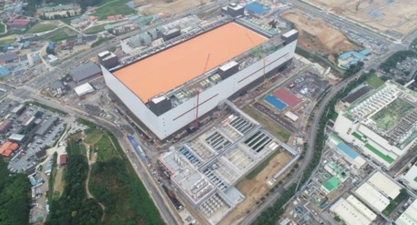 HBM을 생산하는 SK하이닉스 청주캠퍼스 M15.(사진=SK하이닉스)