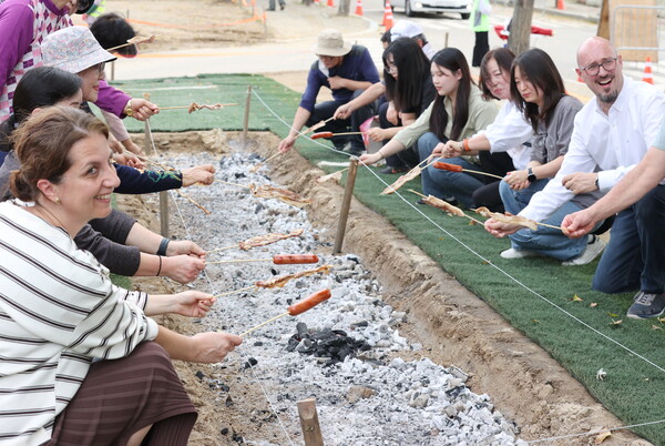 제30회 강동선사문화축제 개막...암사동 유적서 선사시대 체험