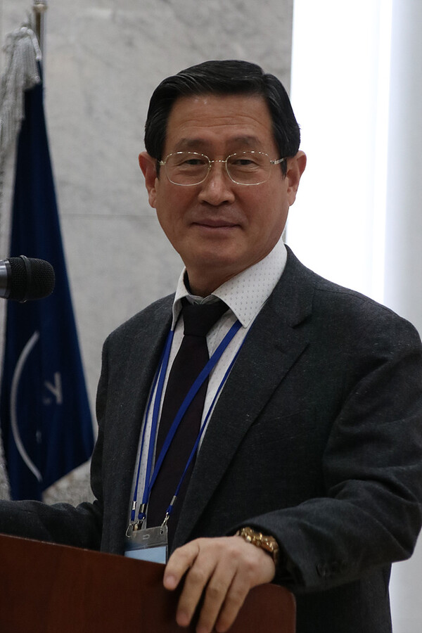 병오년(丙午年)의 질주, 신뢰의 펜 끝으로 '만복(萬福)'을 그리다.